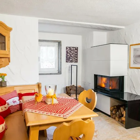 Und Kanzlersgrund Han/Misafirhane Oberhof (Thuringia)
