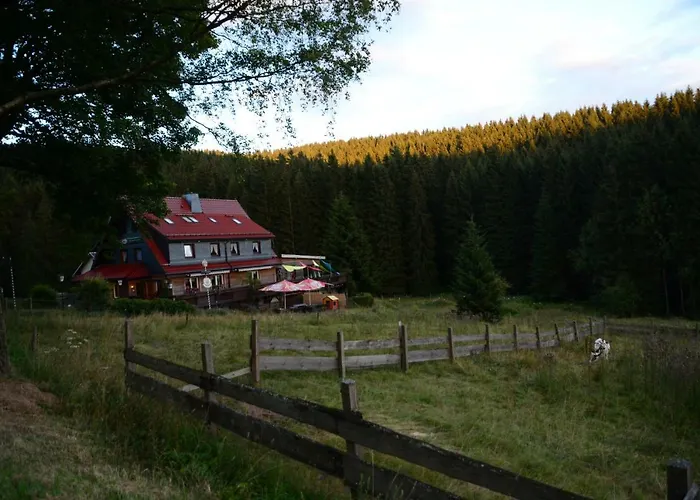 Han/Misafirhane Und Kanzlersgrund